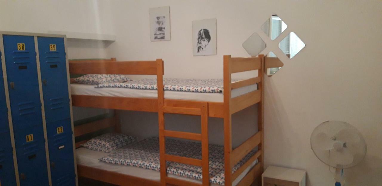 זאדאר Green Hostel חדר תמונה